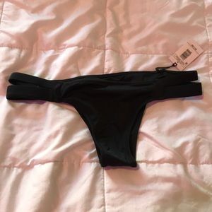 Extra cheeky bikini bottoms